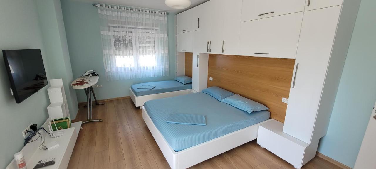 Sea View New Apartment Durrës Eksteriør billede