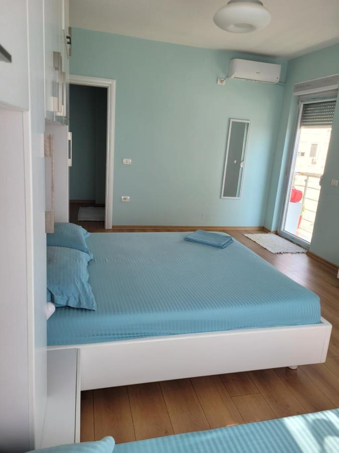 Sea View New Apartment Durrës Eksteriør billede