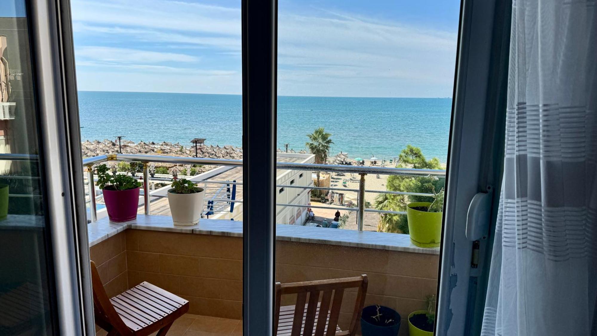 Sea View New Apartment Durrës Eksteriør billede